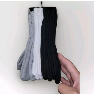 NEW Under Armour 8 pk crew Socks (Grey / White / Black) - Men’s shoe size 8-12